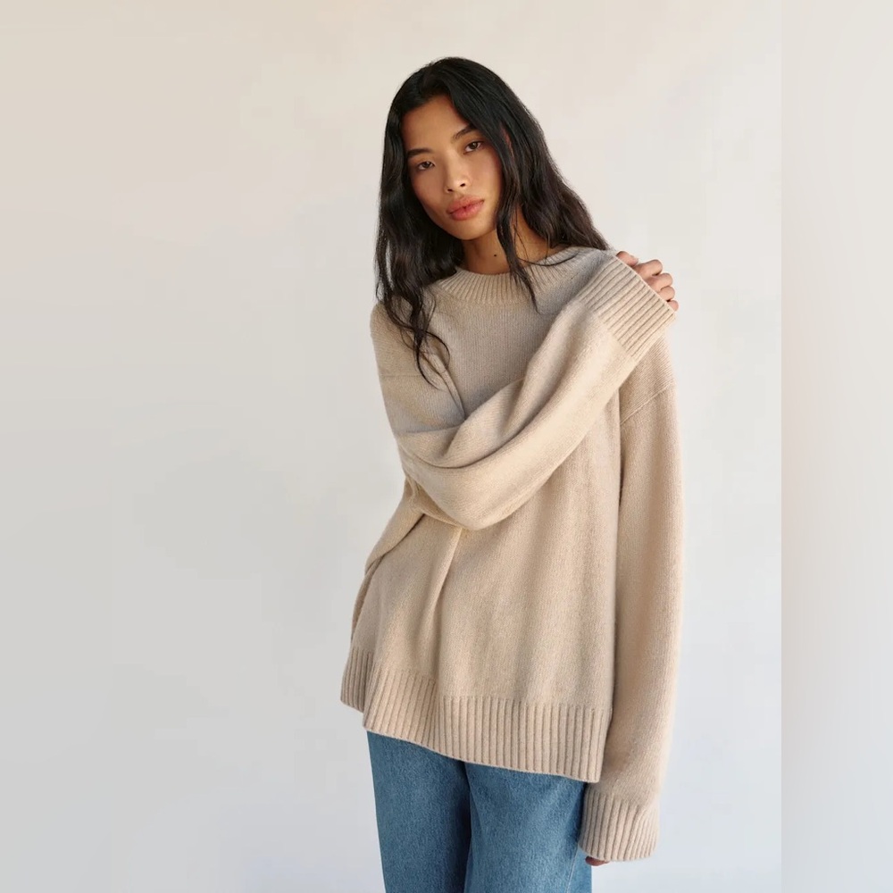 Reformation Cove oversized cashmere crew neck sweater in Wheat sand tan color